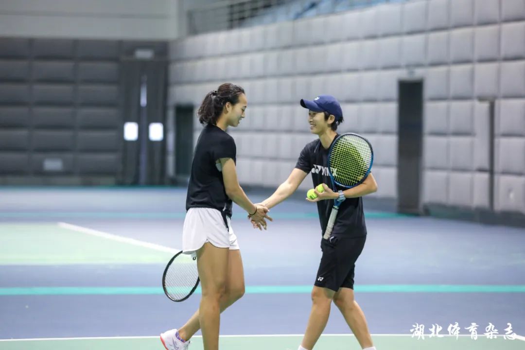 与低位单打 与低位单打