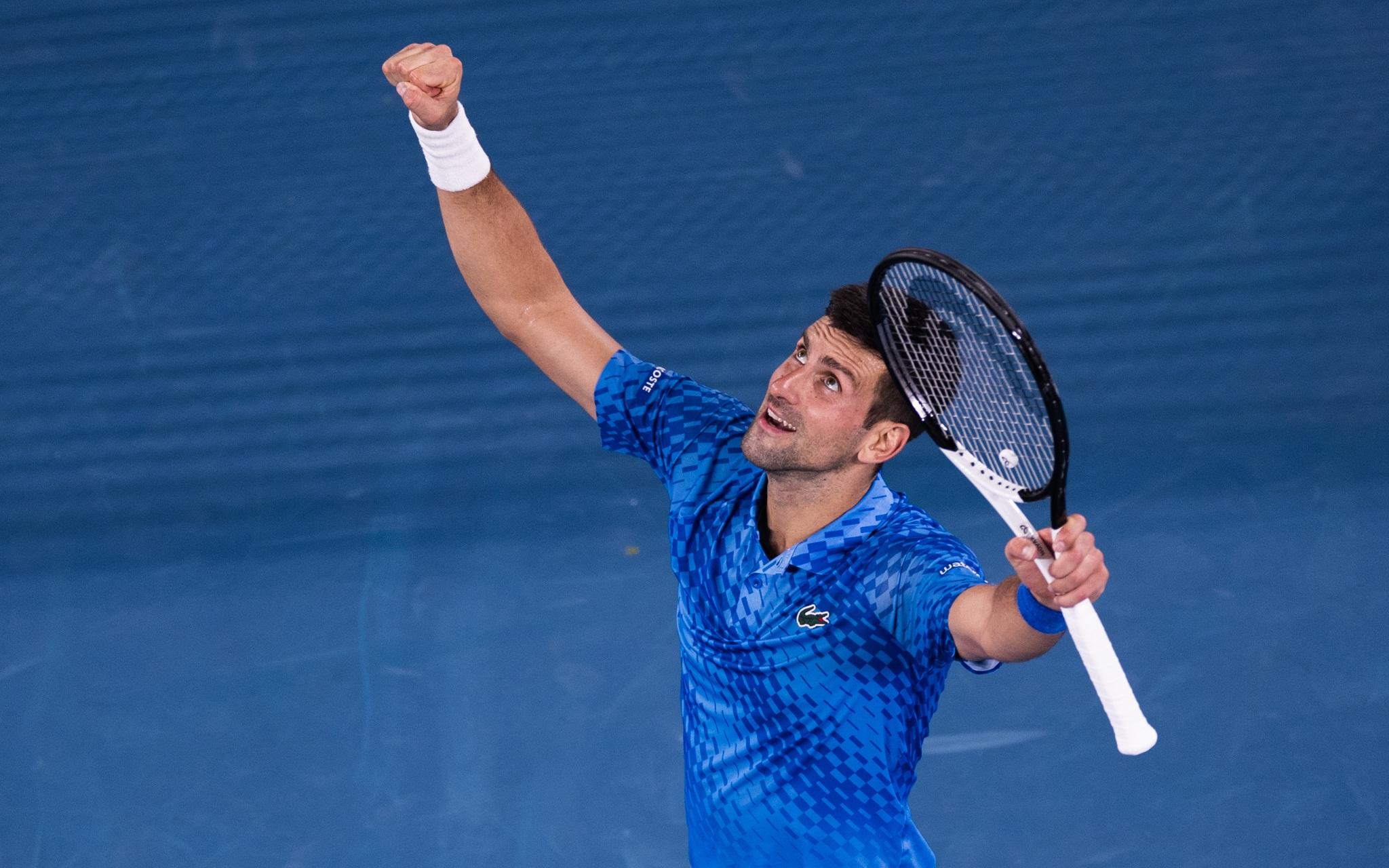 一个赤裸的 一个赤裸的