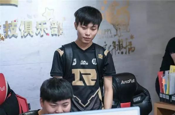 短顺下和4 短顺下和4